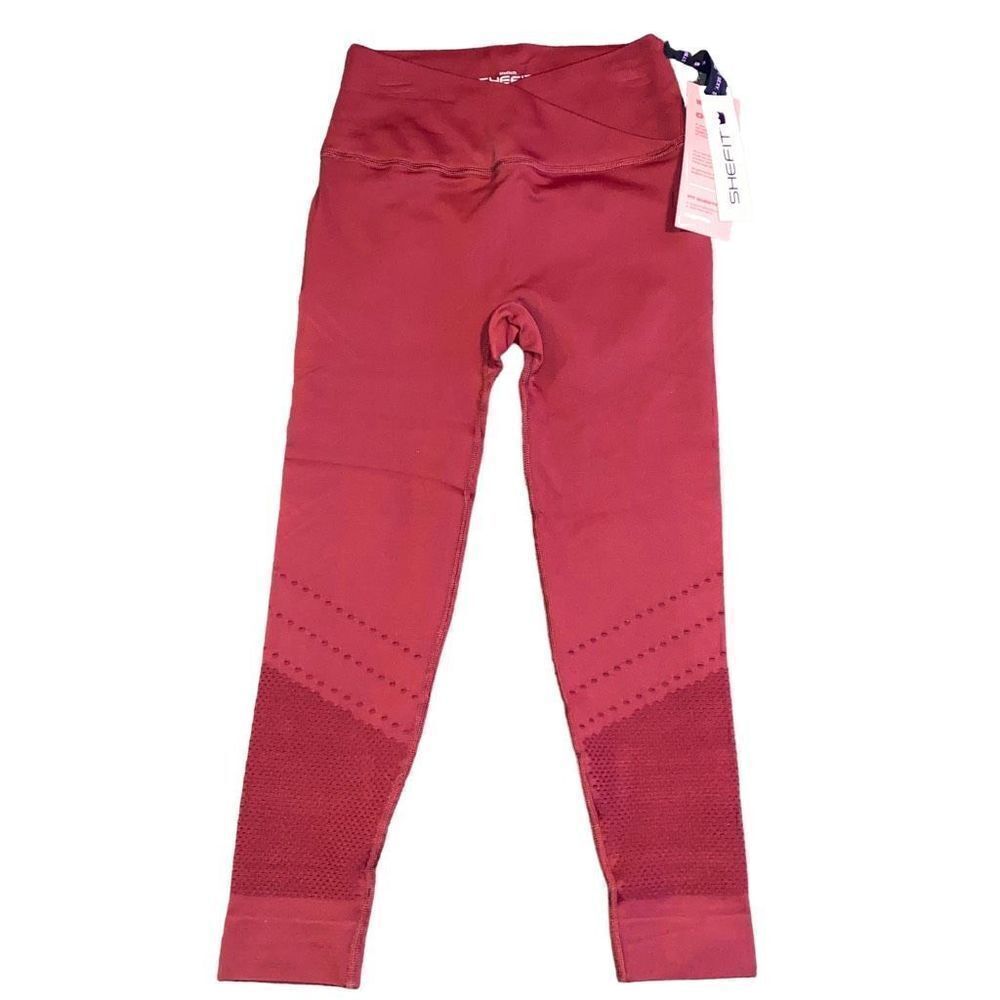 ‎SheFit Seamless Leggings in Black Cherry NWT